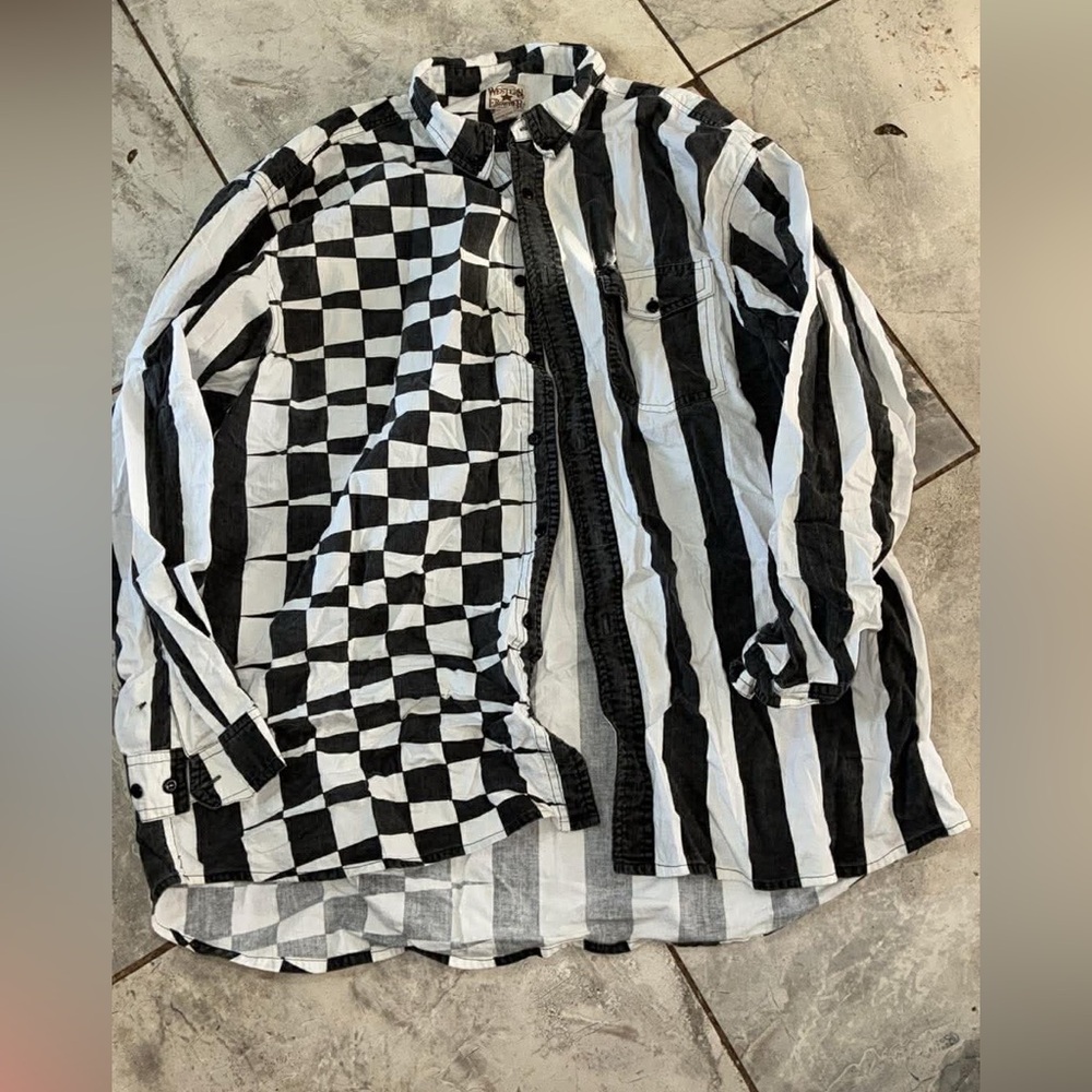 Black & White Mixed-Pattern Button-Down Shirt